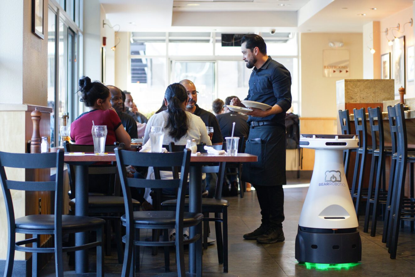 Robots could improve the restaurant experience for staff, diners