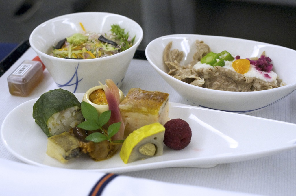 Airline foodservice inflight food