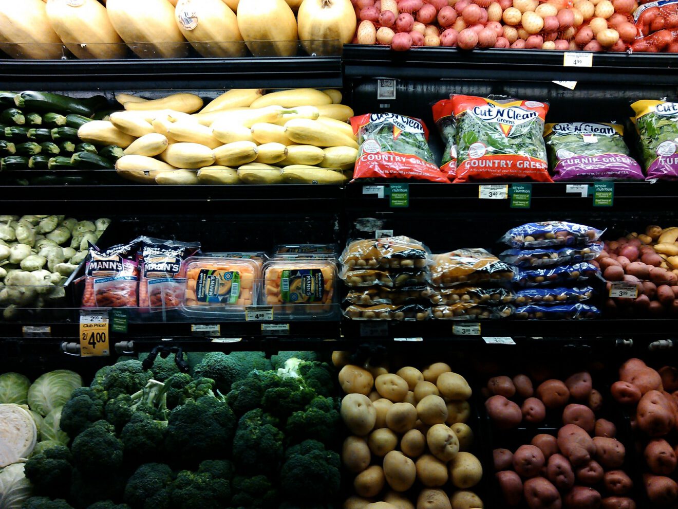 Focus on fresh is key when courting today’s grocery shopper