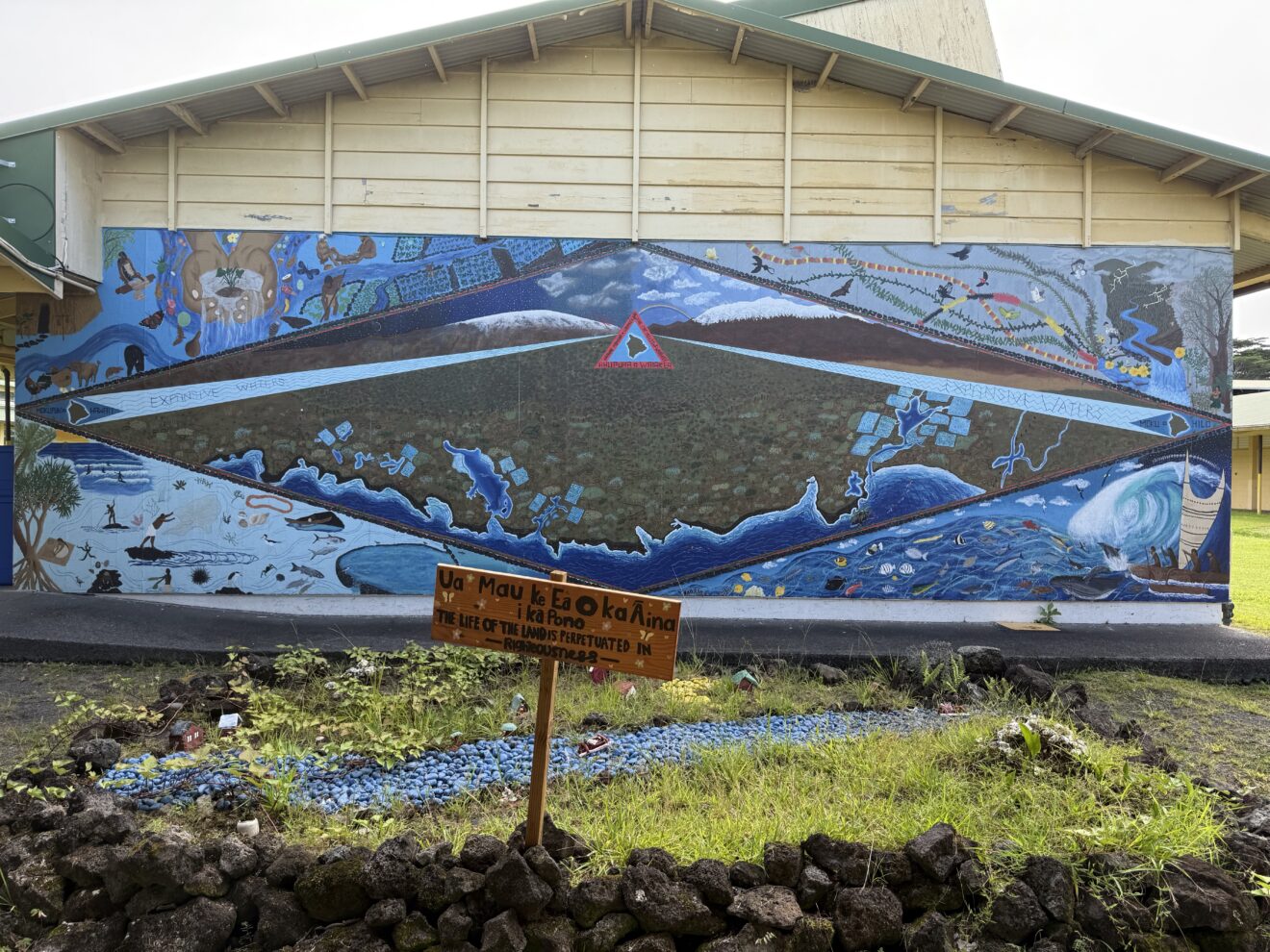 Mural at Waiakea Intermediate School